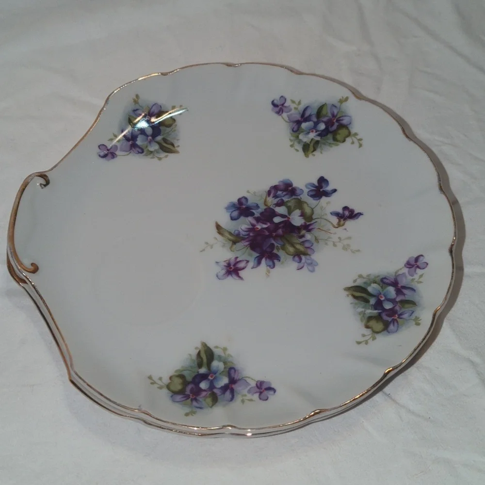 Lefton China Vtg Purple Violets Hand Painted 2 Snack‎ Plates Gold Trim Scalloped